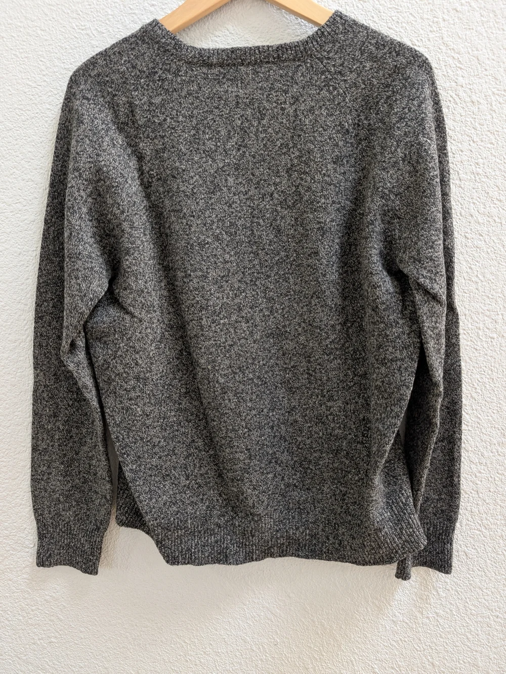 J. Crew Men's Dark Charcoal Marled Wool V-Neck Sweater, Size Large